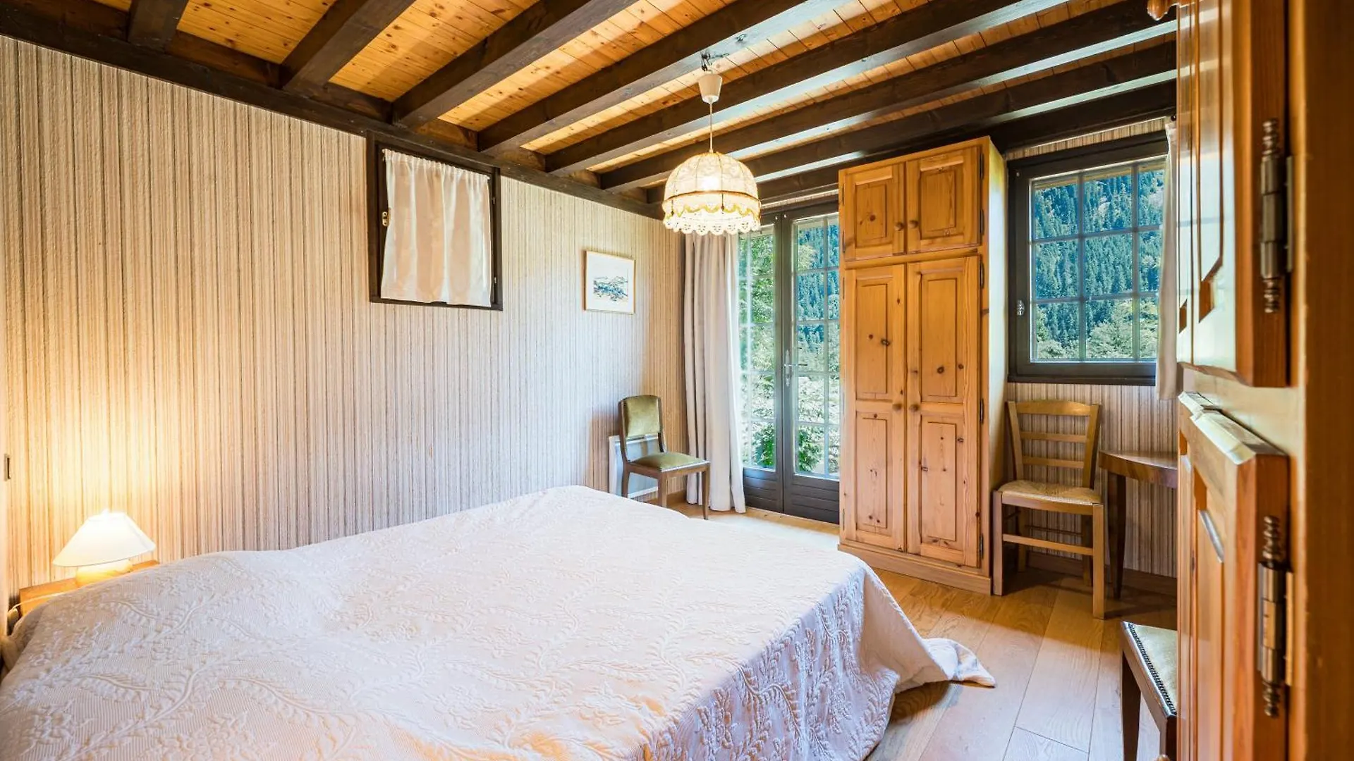 Chalet Le Tougne 拉普拉涅